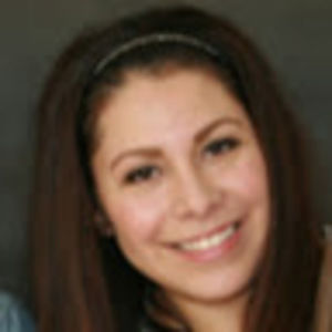 Meet your Posher, Yadira